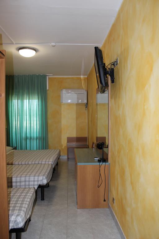 Albergo Napoleone ซานตัมบรอโจ ดิ วัลโปลีเชลลา ภายนอก รูปภาพ